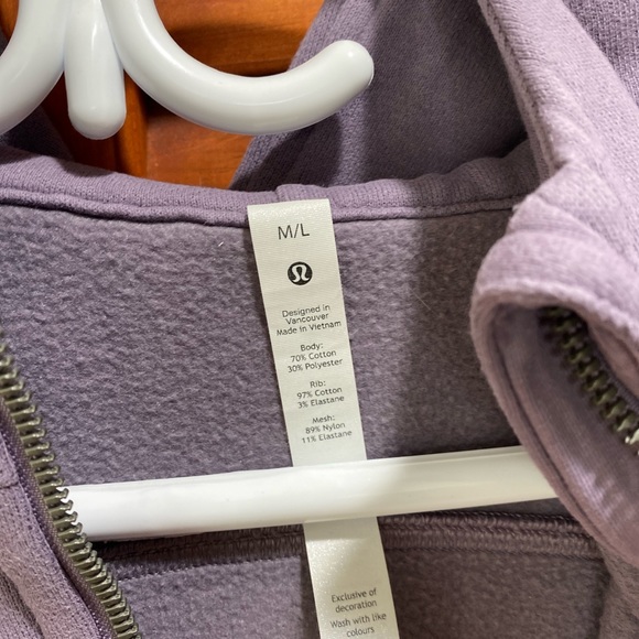 Lululemon half zip - Picture 2 of 2